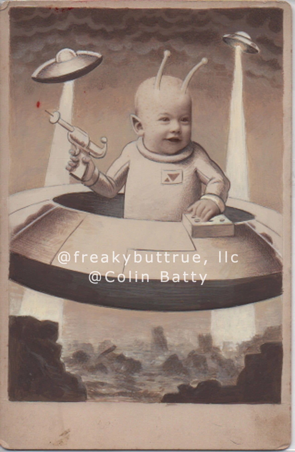 Original Cabinet Card - CC198 Baby in UFO