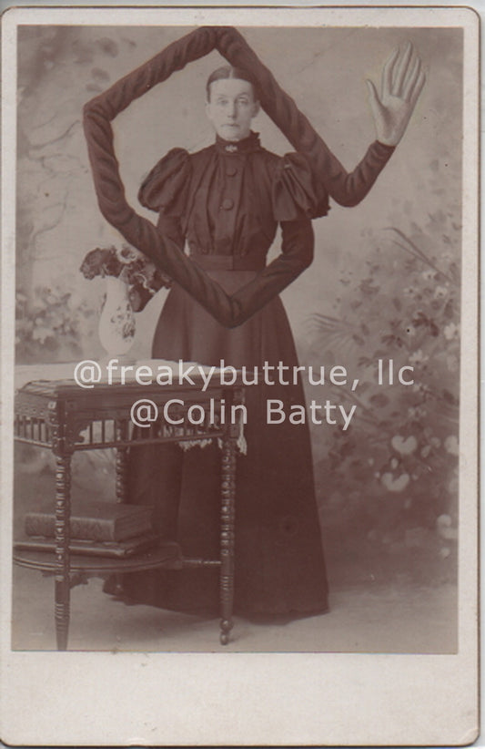 Original Cabinet Card - CC075 Crazy Arms