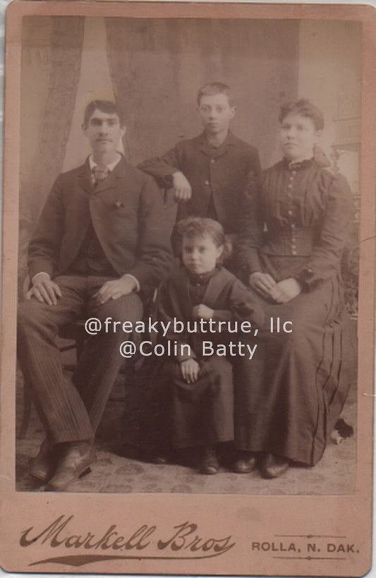 Original Cabinet Card - CC223 Family Portrait with Shrunken Head Man