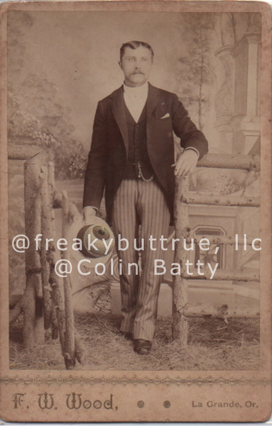 Original Cabinet Card - CC127 Man Holding Eyeball Hat