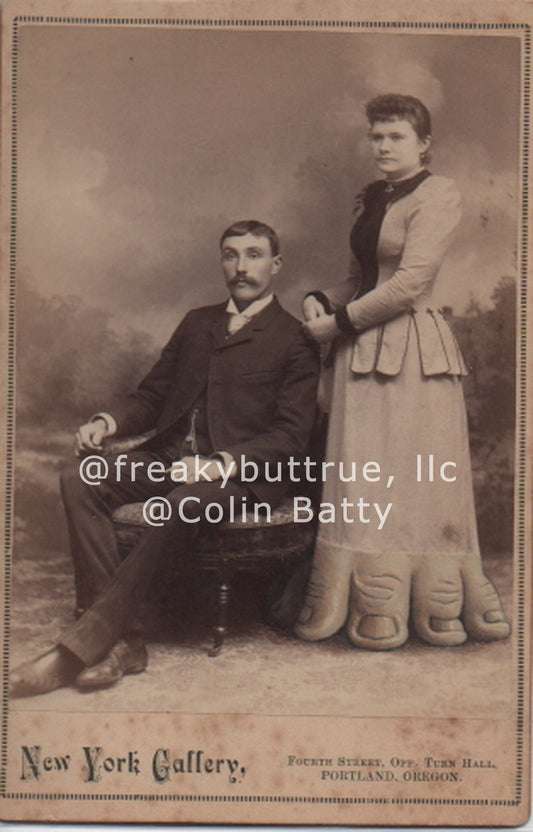Thumb Dress Print by Colin Batty